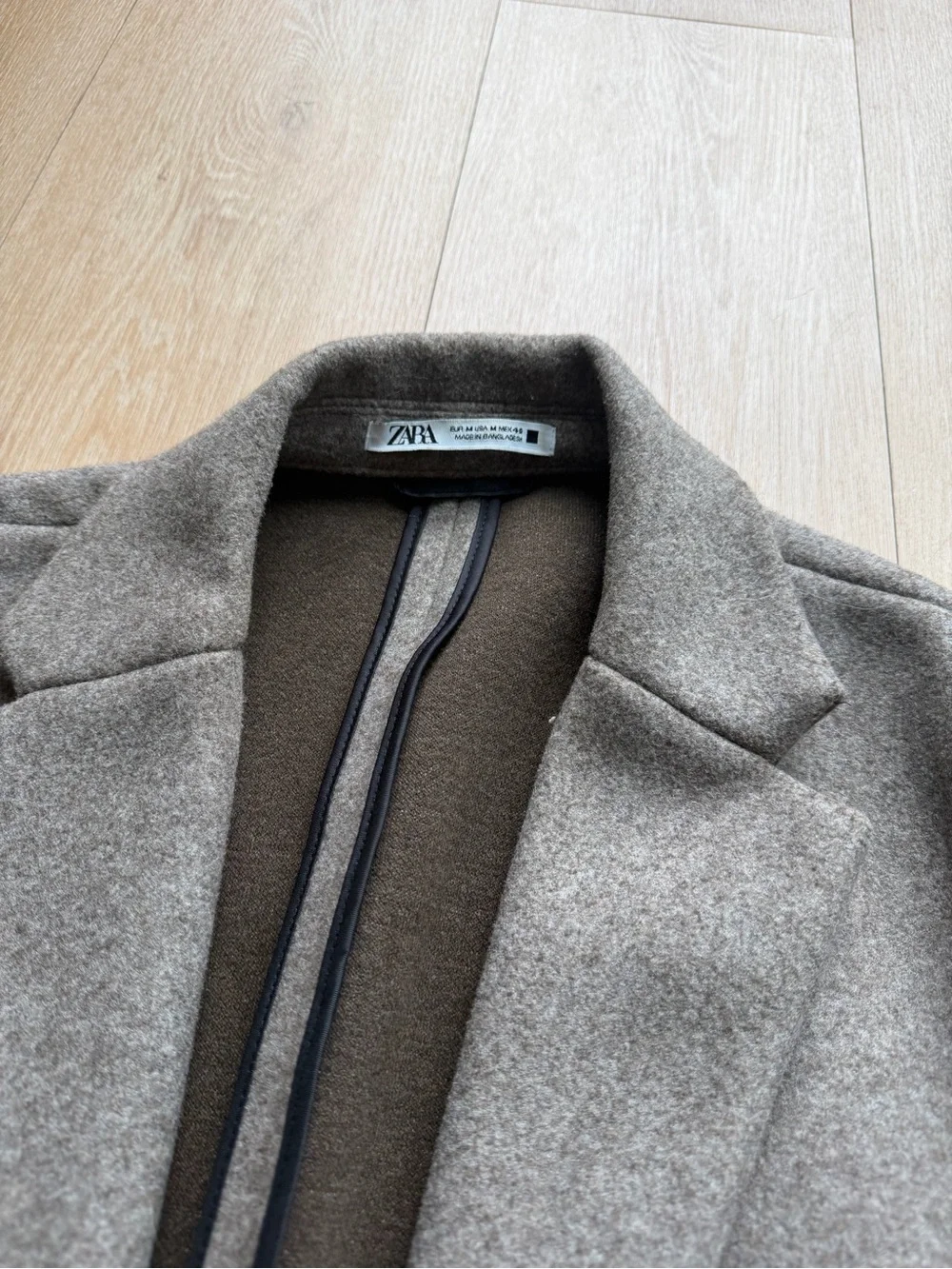 Zara Men's Classic Wool-Blend Overcoat in Taupe